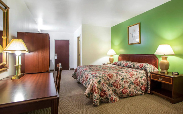 Rodeway Inn