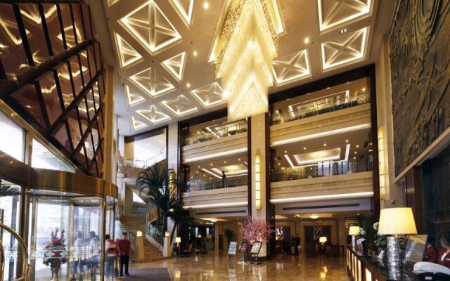 Golden Rich Hotel