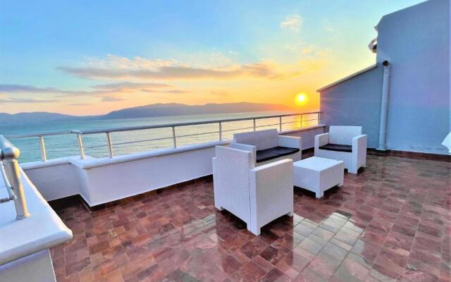 Duplex Apartment Front Sea