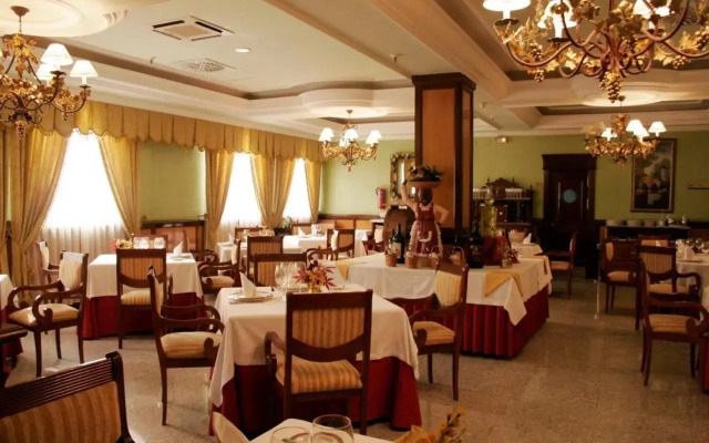 Hotel Infanta Cristina