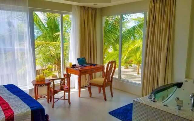 Crystal Shore Beach Resort powered by Cocotel