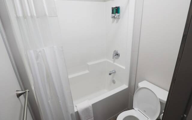 Apex Lodge - 6 Studio Bedroom 1 Bathroom Hotel Room