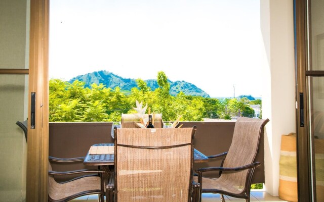 3rd-floor 2-bedroom Condo With Ocean View