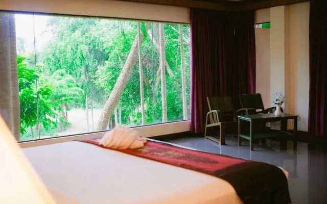 Baanrai Riverkkwai Resort