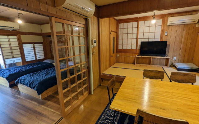 Yuzan apartment Sanjo