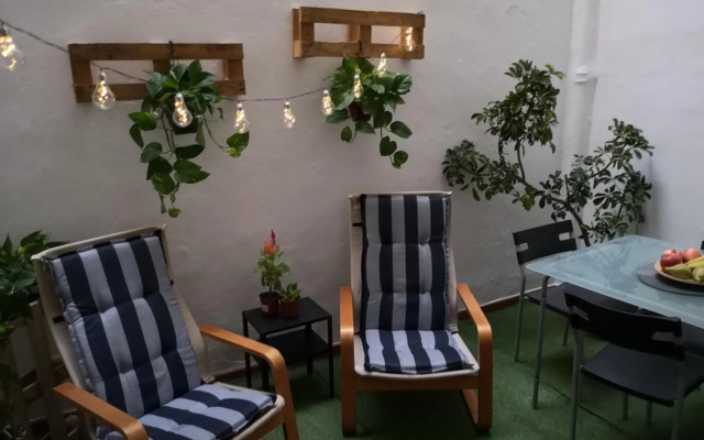 Acogedor apartamento con excelente ubicación.