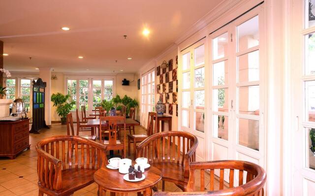 Bella Vista Waterfront Resort