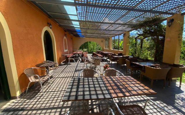 Sunrise Inn