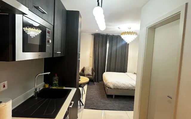 Serenity luxury studio loxwood