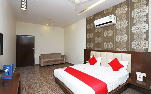 OYO 2855 Hotel Sanskriti Greens