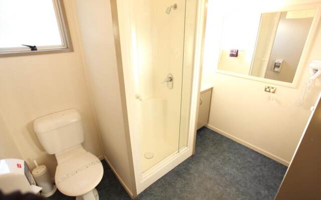 Townhouse Motel