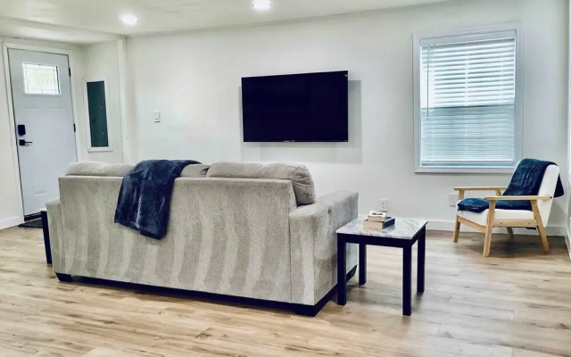 Boardwalk Bungalow Combo Stay for 9