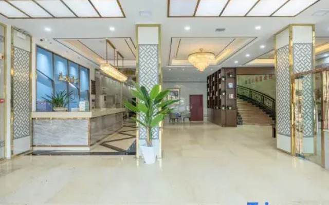 Yilong Hotel