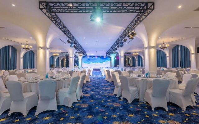 Risemount Premier Resort Da Nang