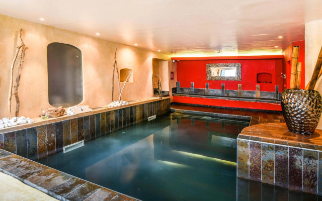 Logis Hôtel Mendi Alde