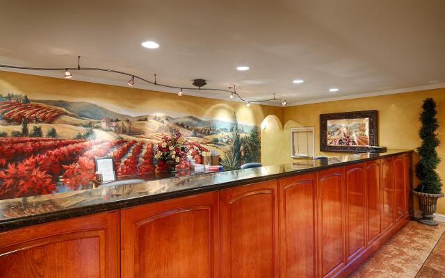 Best Western Plus Dry Creek Inn