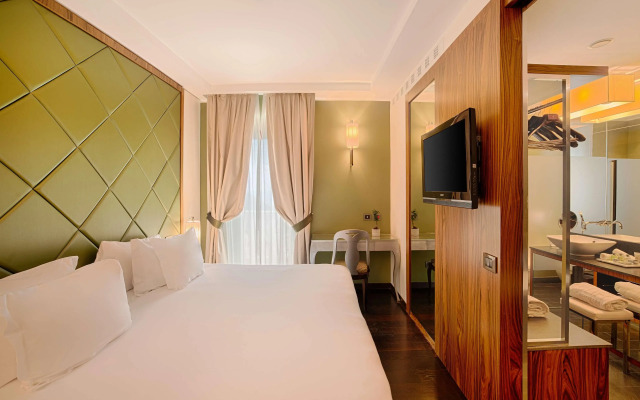 NH Collection Taormina Hotel