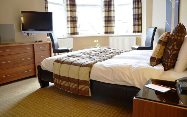 The Royal Hotel