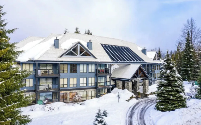 Powderhorn by Whistler Premier