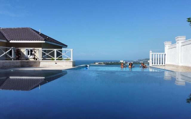 Luxury Getaway with Pool and Amazing Ocean view - Montego Bay