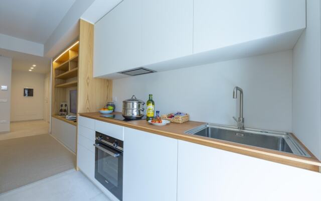 Mina Apartment 100m From Sea