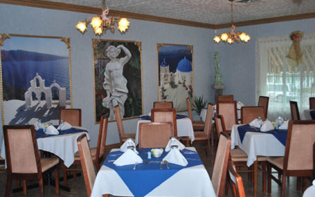 Motel Claire Fontaine