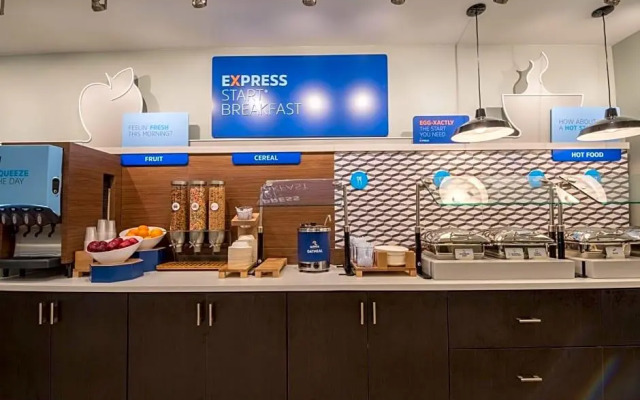 Holiday Inn Express & Suites Lehi - Thanksgiving Point