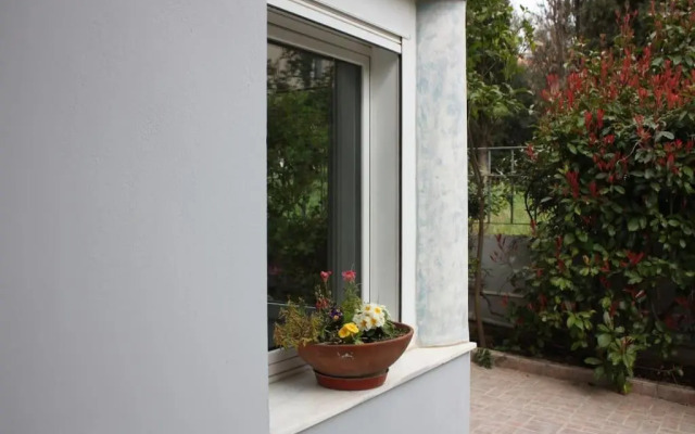 Park View Apartment with Garden 120m