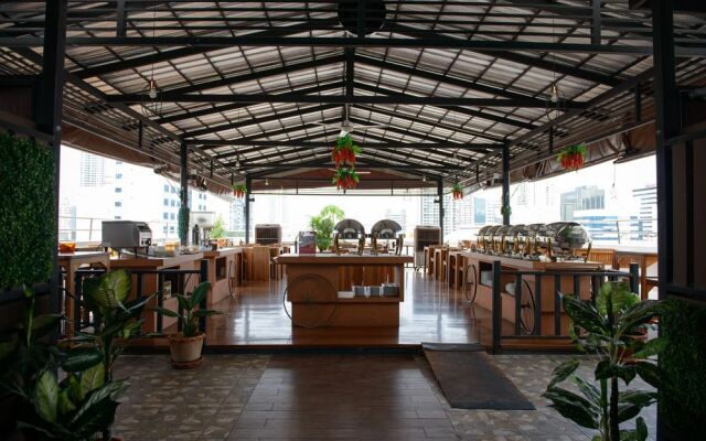 ZEN Rooms Ratchaprarop