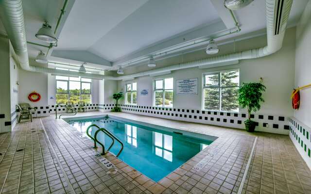 Motel 6 Huntsville, ON