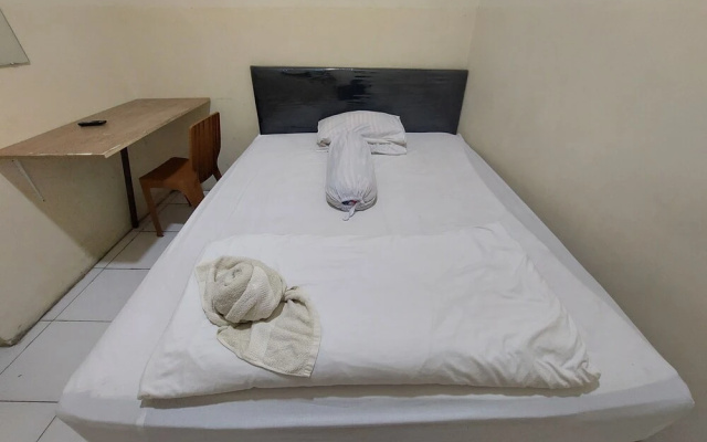 OYO 93332 Kharis Home Stay