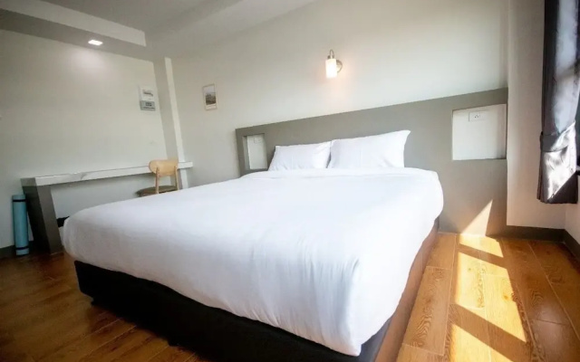 Na Care Hotel