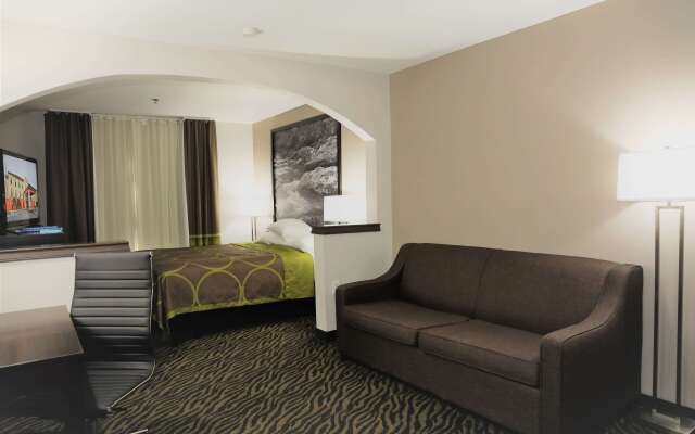 Super 8 by Wyndham High Point/Greensboro