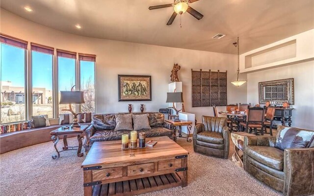 Rainmaker Retreat - Three Bedroom Cabin