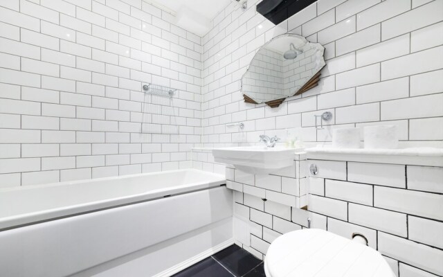 Citadel Apartments Bath Court