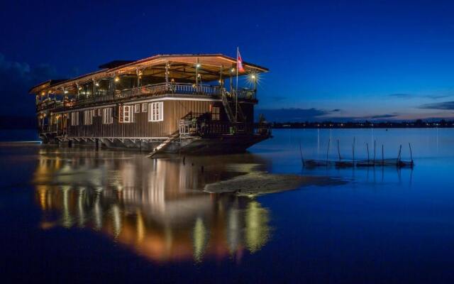 Vat Phou Mekong Cruise