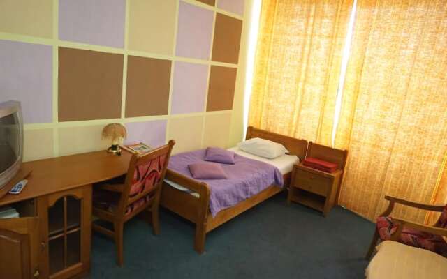 Zolotoy Telenok Mini-Hotel