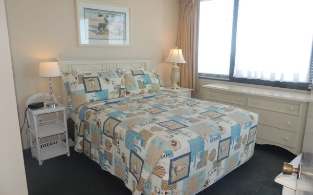 Sands Beach Club #814 Ocean Front