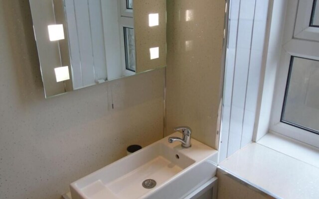Snug - Tearlag Apartment