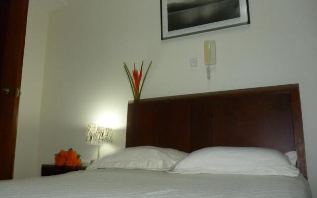 Tom Suites Hotel