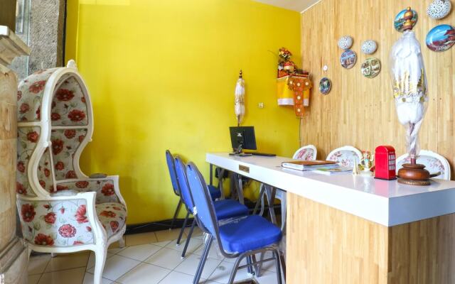 Raja Rani Hostel