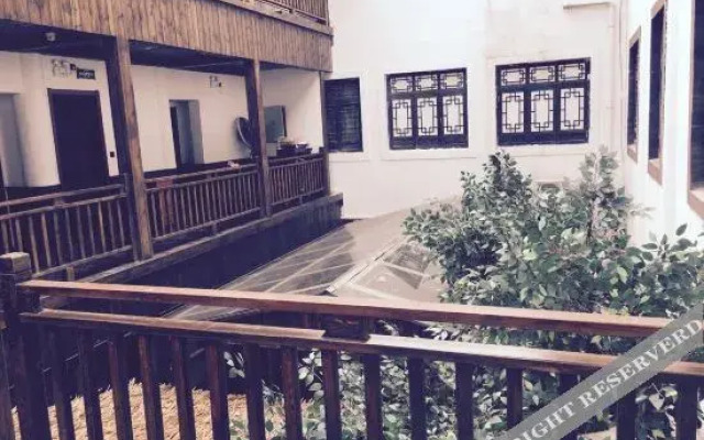 Enshi love Qingjiang hotel(Tujia daughter City store)