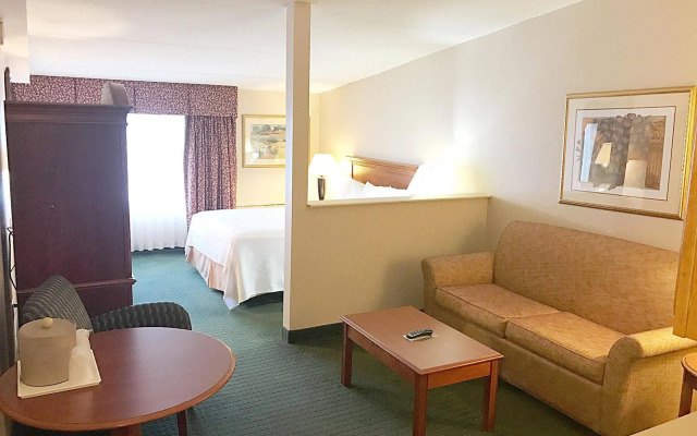 White River Inn and Suites