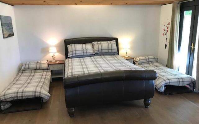 The Bolt Hole - Looe.