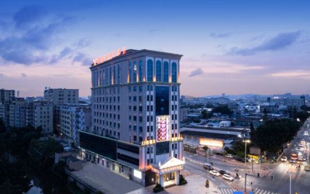 Vienna Classic Hotel (Dongguan Tangxia Avenue)