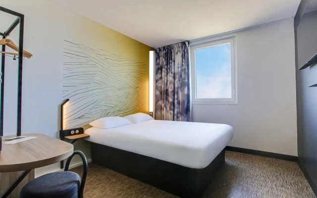 B&B HOTEL Reims Croix Blandin