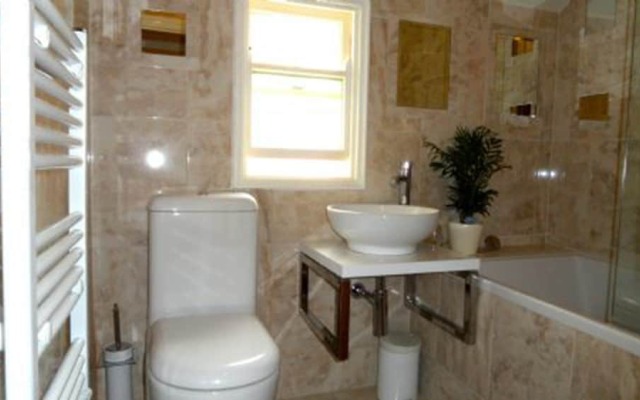 Artist Cottage B&B