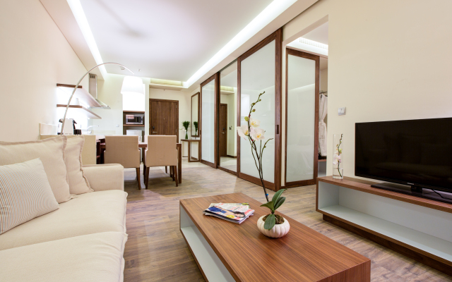 A La Carte Da Nang Beach