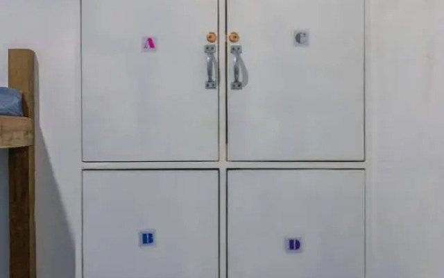 RedDoorz Hostel @ Popoy's Backpackers Mati