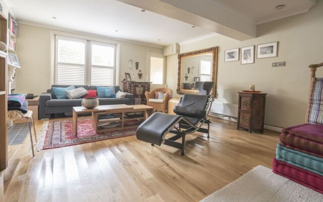 Stylish Family Home in Battersea